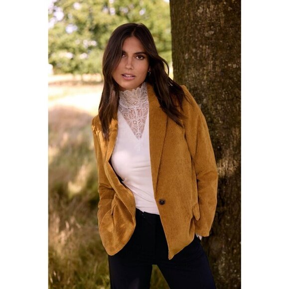 NWT SOYA CONCEPT  MARICA 20 WHITE LACE ELEGANT LONGSLEEVE - Picture 1 of 6